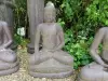 Artikelbild 3 des Artikels “Sitzender Buddha, Indien, 100 cm Höhe, Kunststein, hohl, handgefertigt & farbig. Gussstein mit antikem Finish, handgefertigt und nachbearbeitet. Eingefaerbt in der Farbe Antik-Finish “
